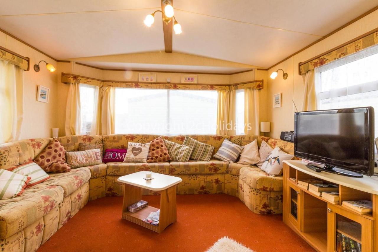 8 Berth Caravan For Hire At Heacham Holiday Park In Norfolk Ref 21024F Hotell Exteriör bild