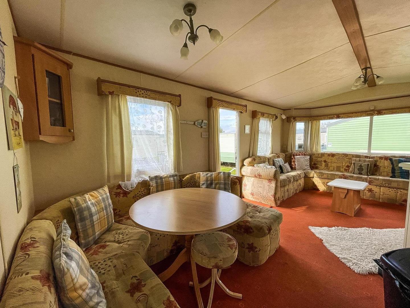 8 Berth Caravan For Hire At Heacham Holiday Park In Norfolk Ref 21024F Hotell Exteriör bild